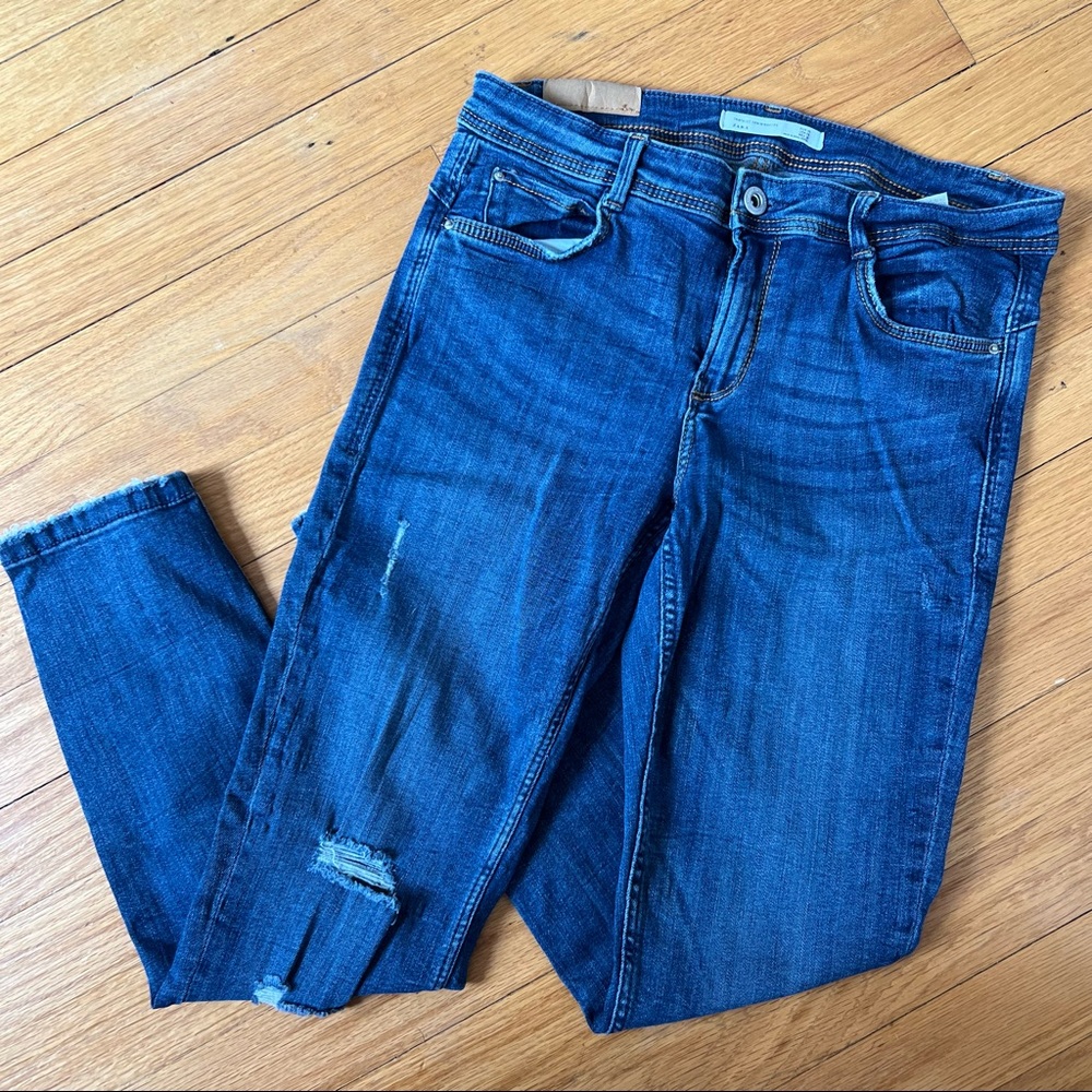 Zara Distressed Jeggings